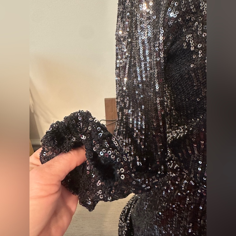 Black Sequin Long Sleeve Dress - Picture 5 of 8